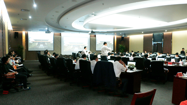 U型鋼支架：集團領(lǐng)導(dǎo)應(yīng)邀參加濟寧信息產(chǎn)業(yè)重點企業(yè)座談會