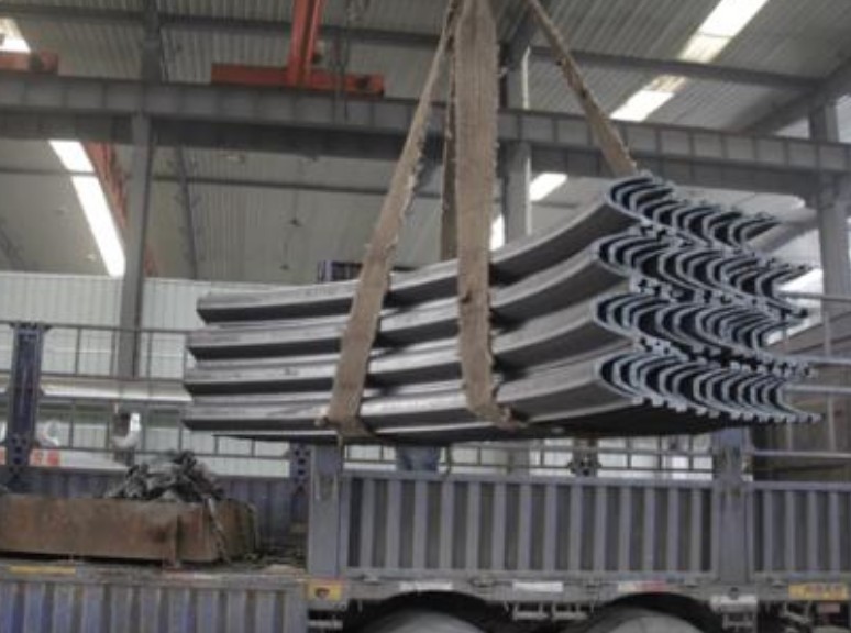 U型鋼支架的加固方法